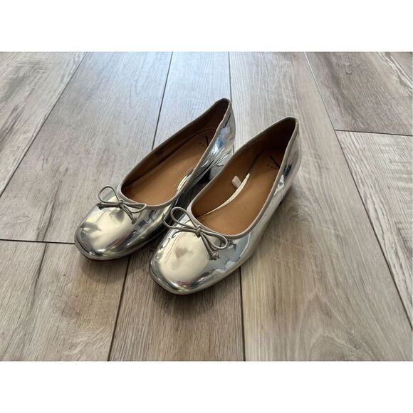 A NEW DAY Women's Joy Ballet Pumps Silver Size 6 - Picture 2 of 11